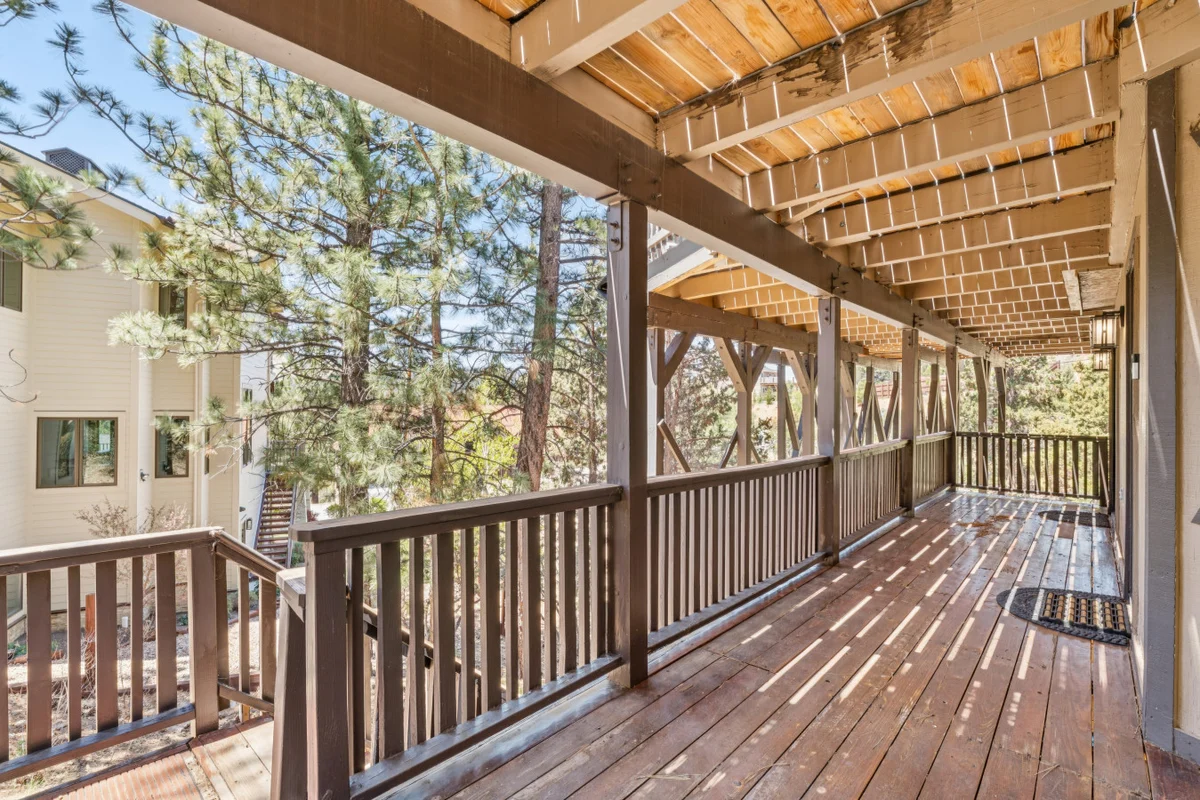 Fully Remodeled * Spacious * Slope Views * Wet bar #12