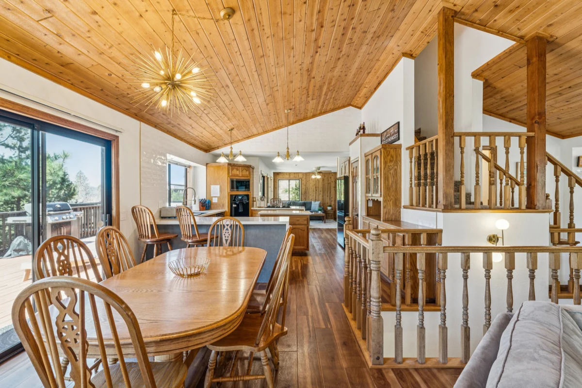 Fully Remodeled * Spacious * Slope Views * Wet bar #78