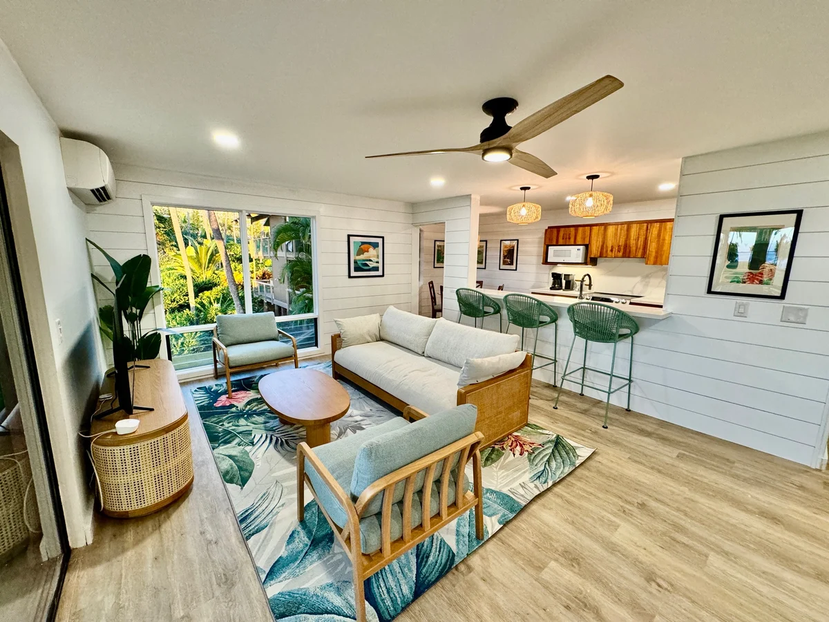 Aloha Kona Condos 1604 property photo 4
