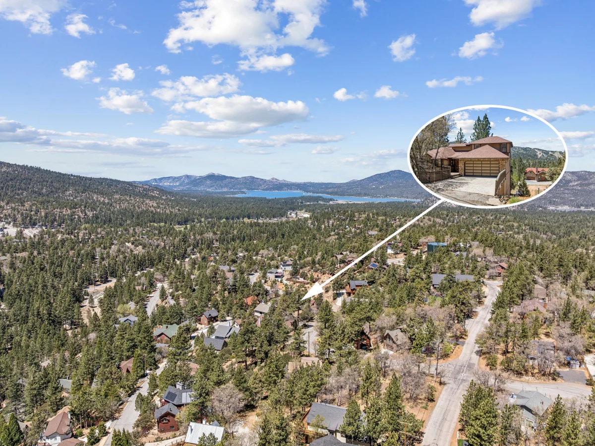 Fully Remodeled * Spacious * Slope Views * Wet bar #80