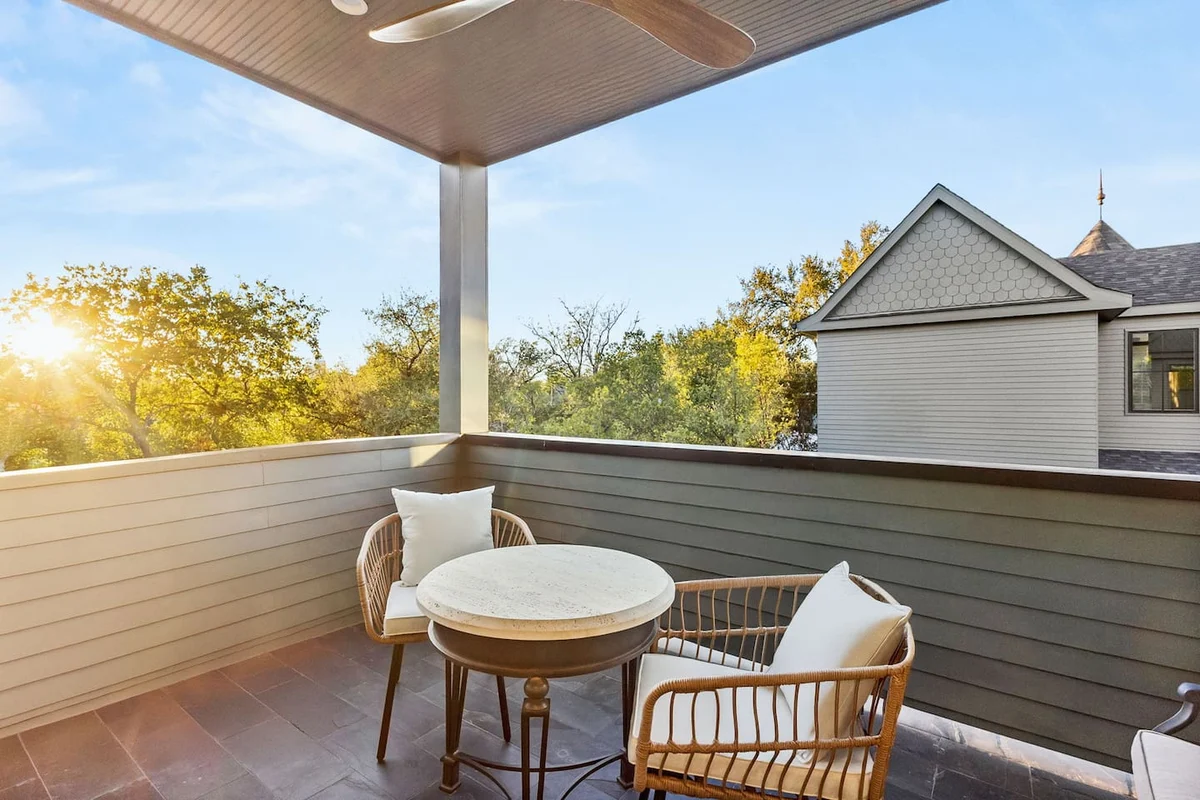 Rooftop DT Views • Heated Pool• Minigolf• Walkable #50