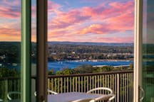 Cove & Sky Retreat |Walk to Marina & Lake Fun |6BR #108