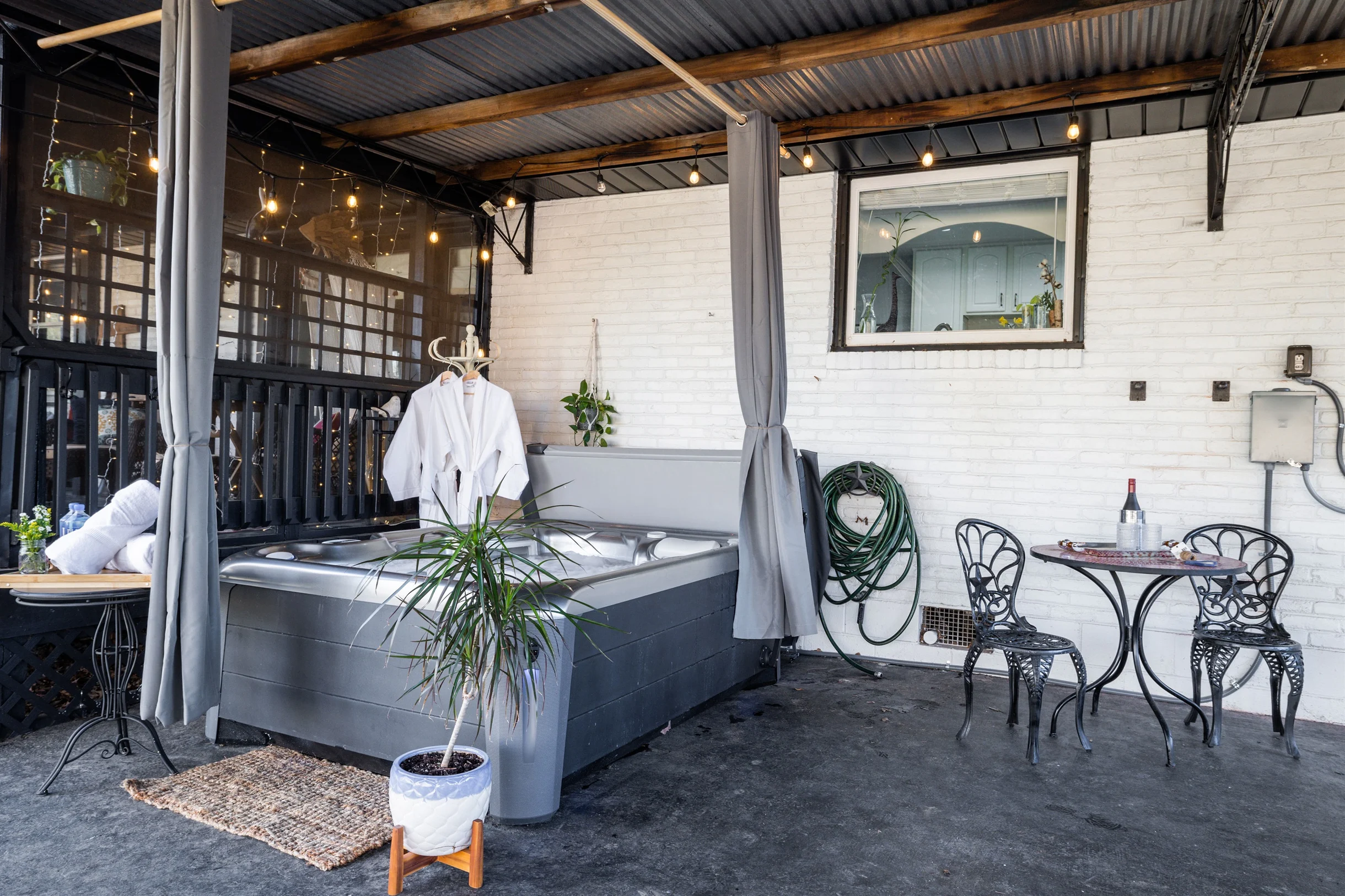 Blooming Bungalow #31
