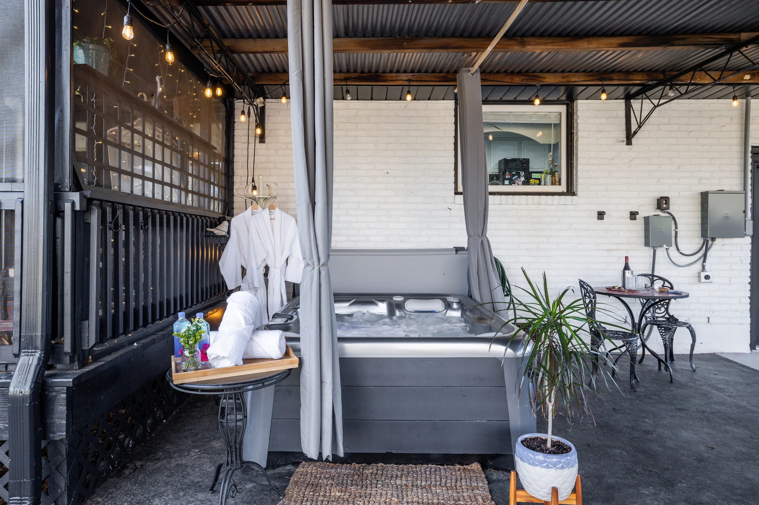 Blooming Bungalow #34