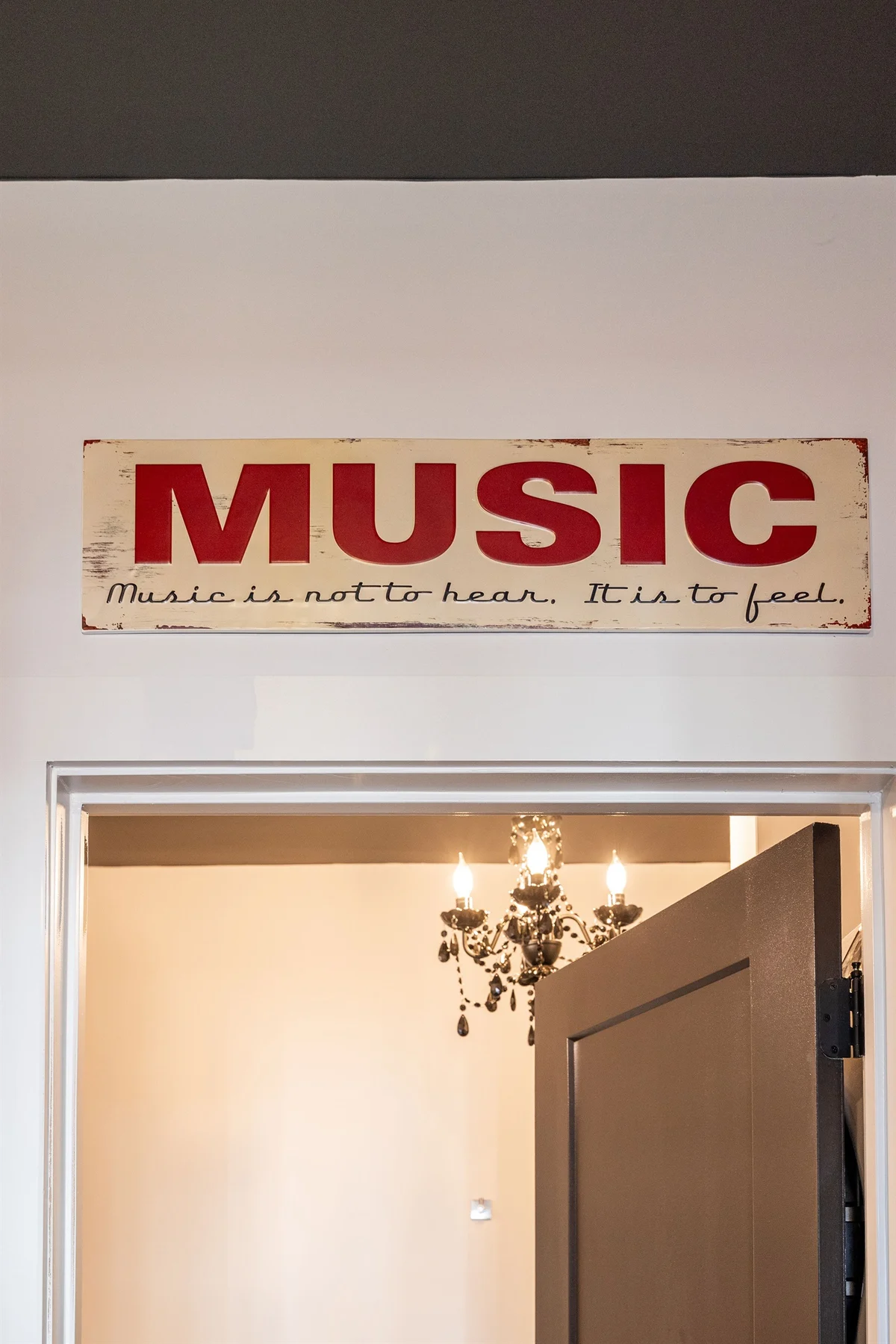 Honky Tonk Party Pad - Johnny #59