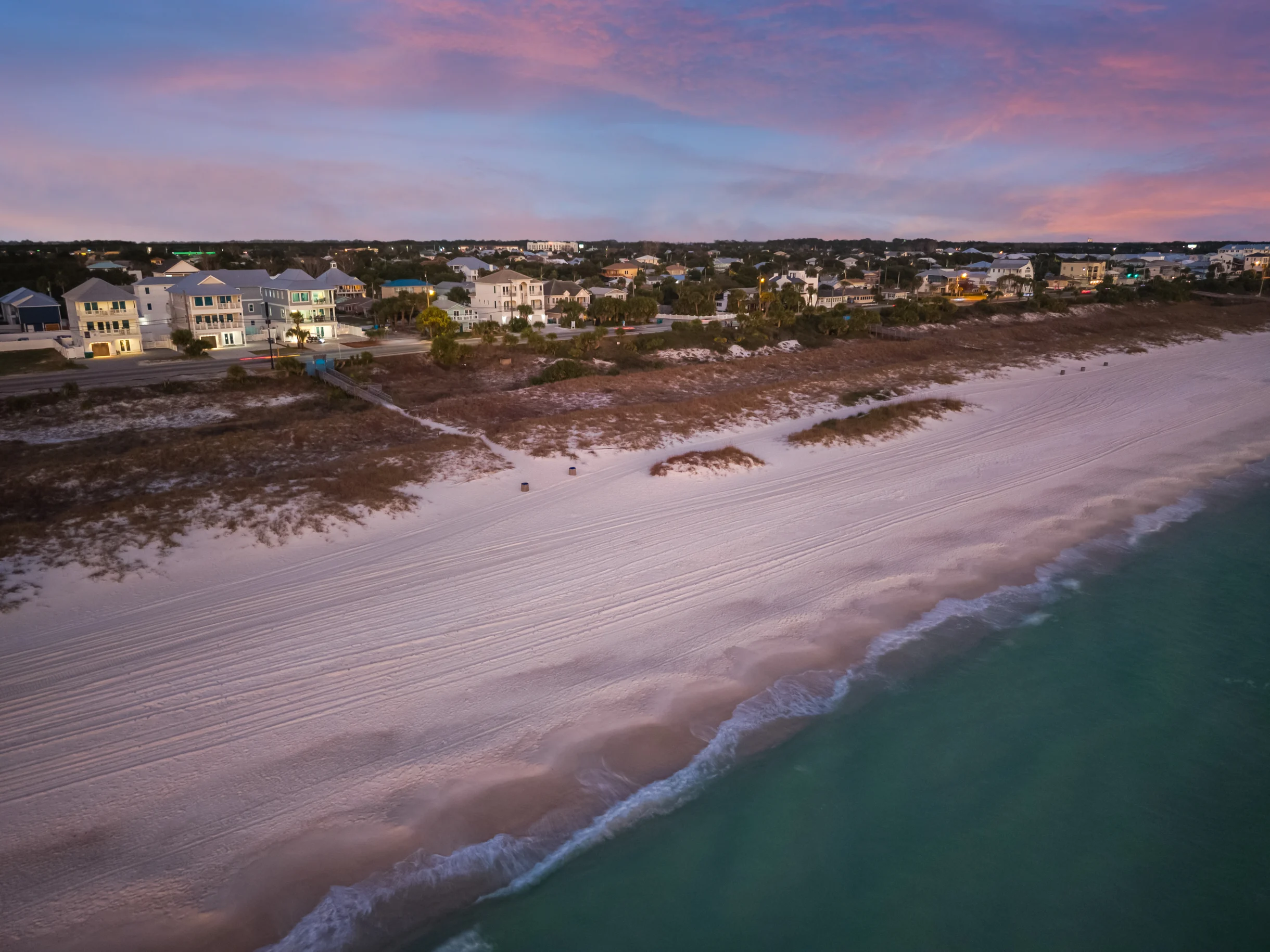 Wander Front Beach Dunes #422