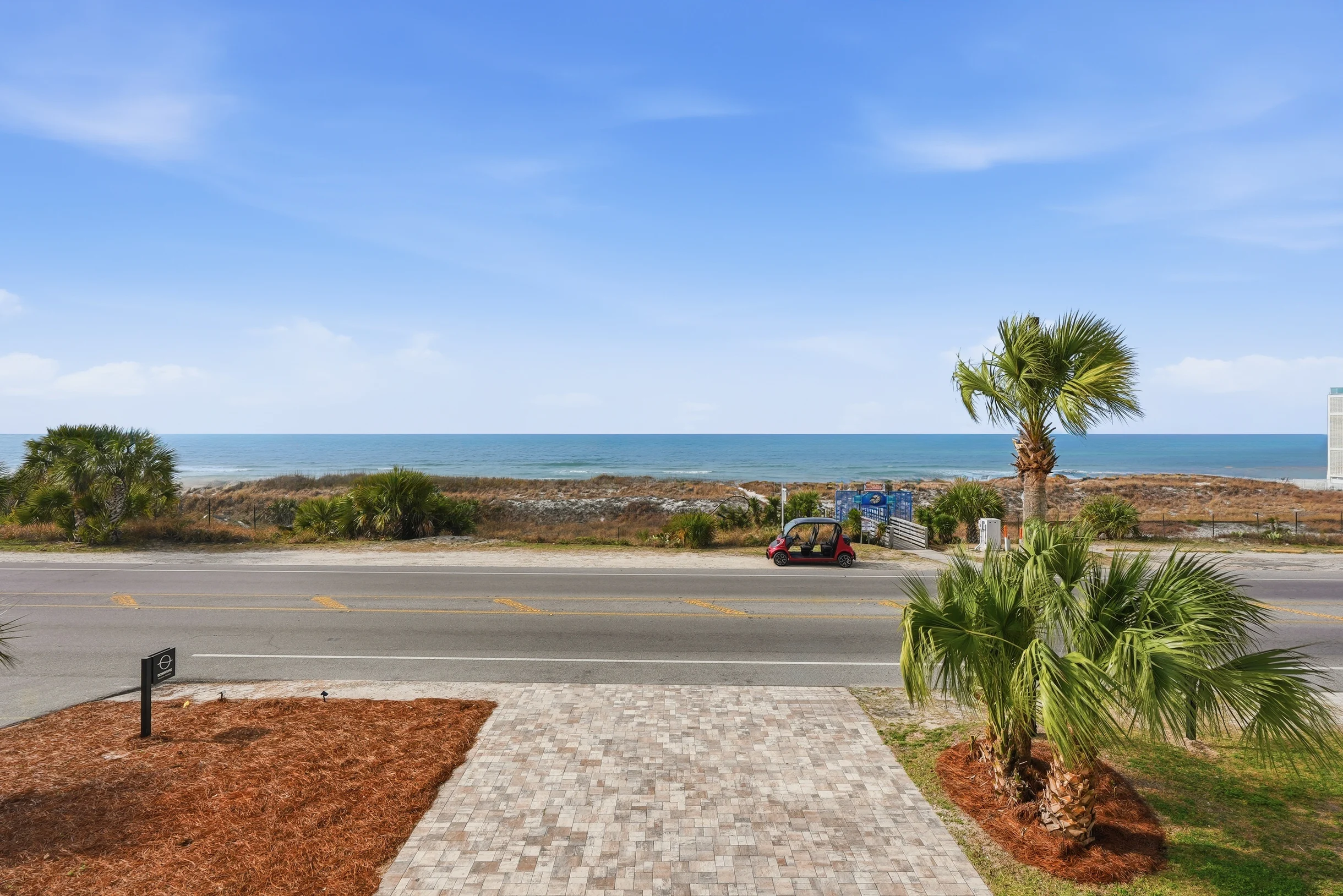 Wander Front Beach Dunes #550