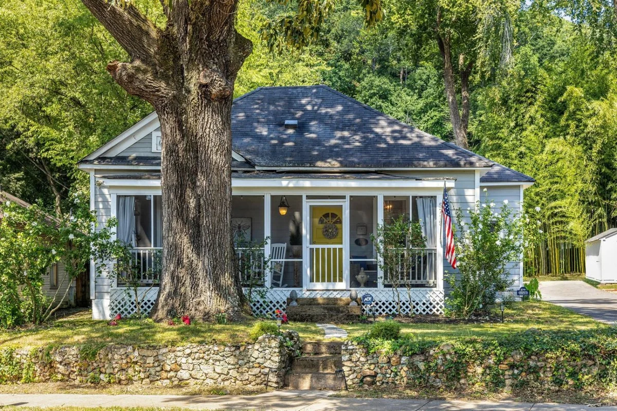 Home in Chattanooga property photo 2
