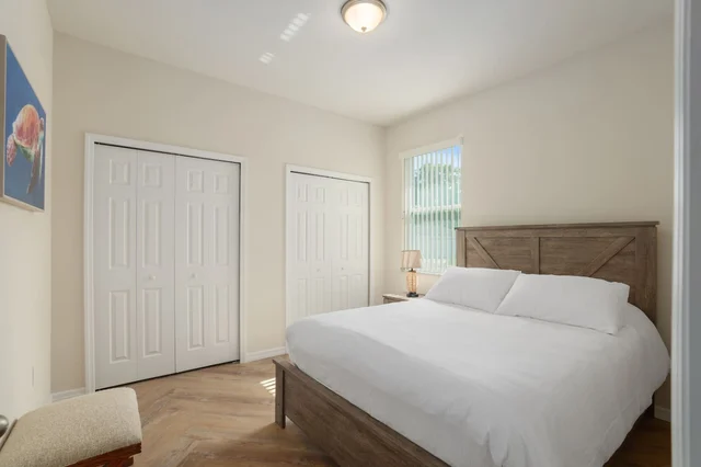 Bedroom 4 image 1