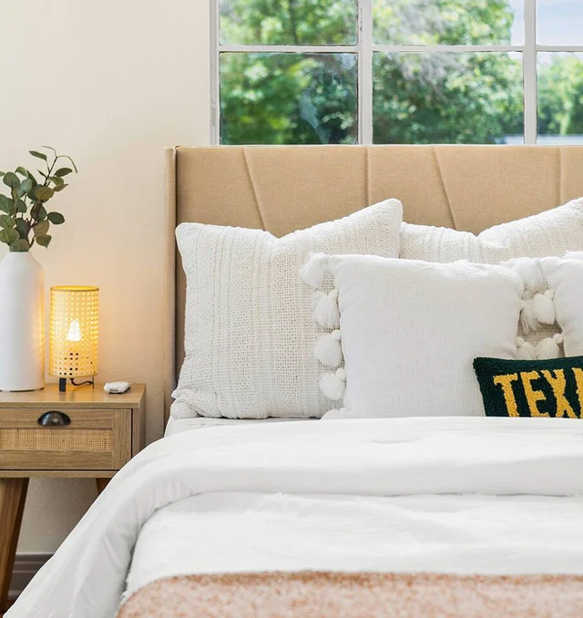 BEDROOM image 1