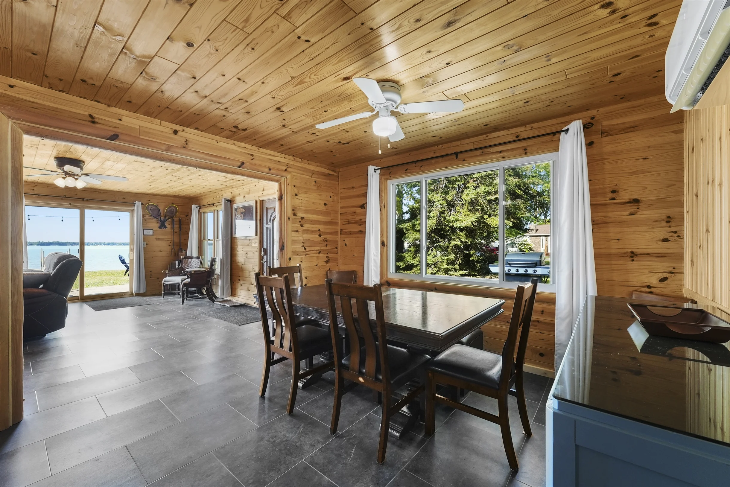 Chalet on the Shore #13