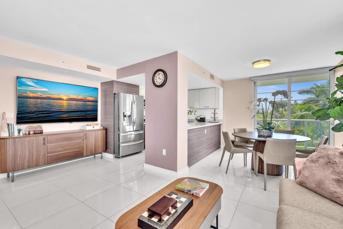 Home in Bay Harbor Islands property photo 4
