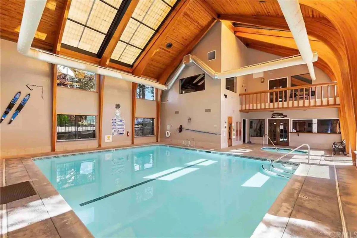Townhome in Big Bear Lake property photo 2