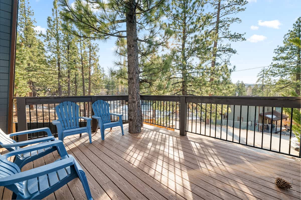 Highland property photo 5