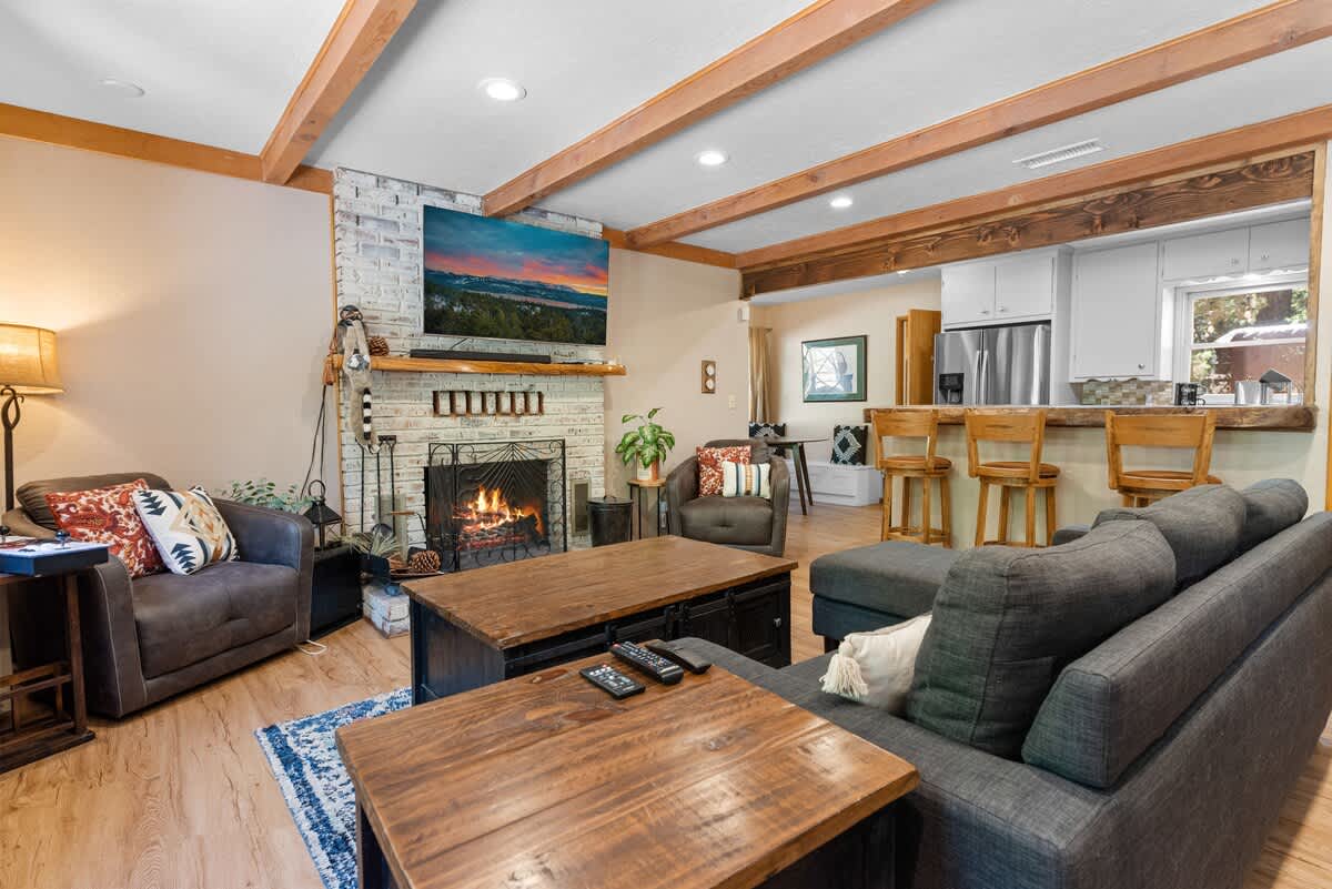 Home in Big Bear Lake property photo 2