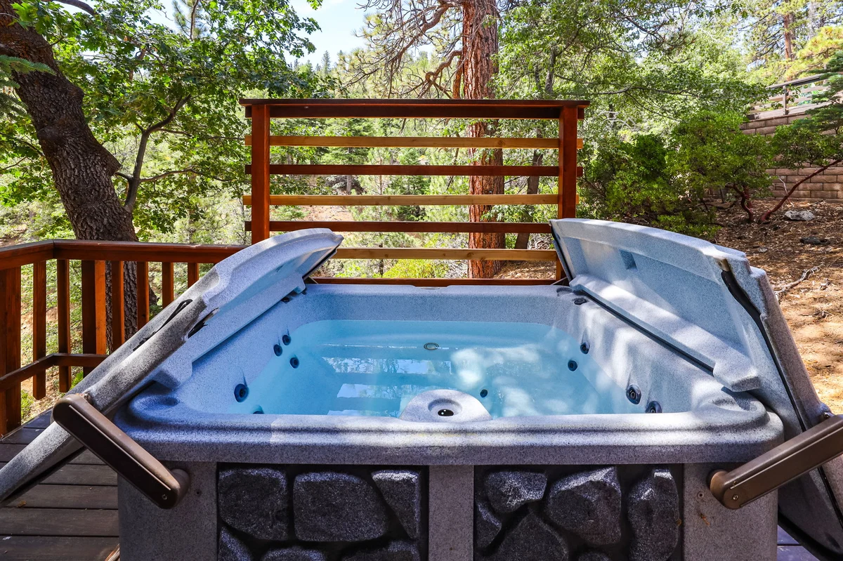 Home in Big Bear Lake property photo 3