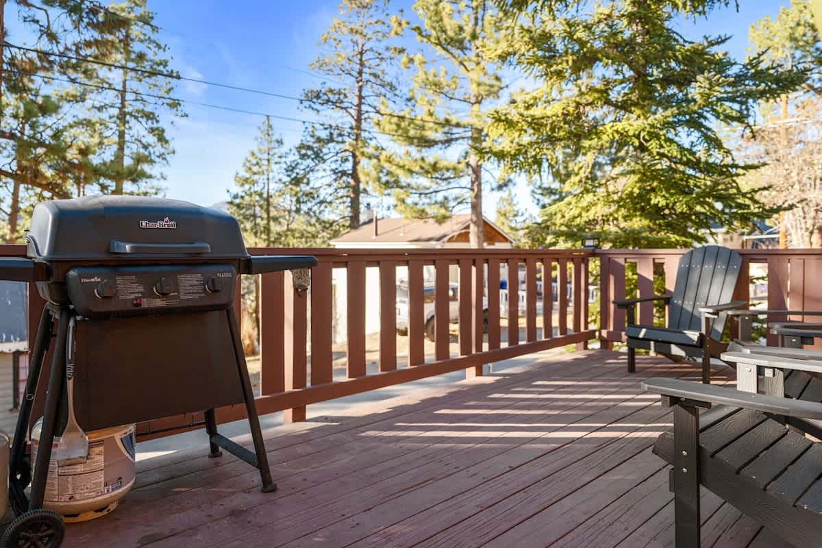 Home in Big Bear Lake property photo 2