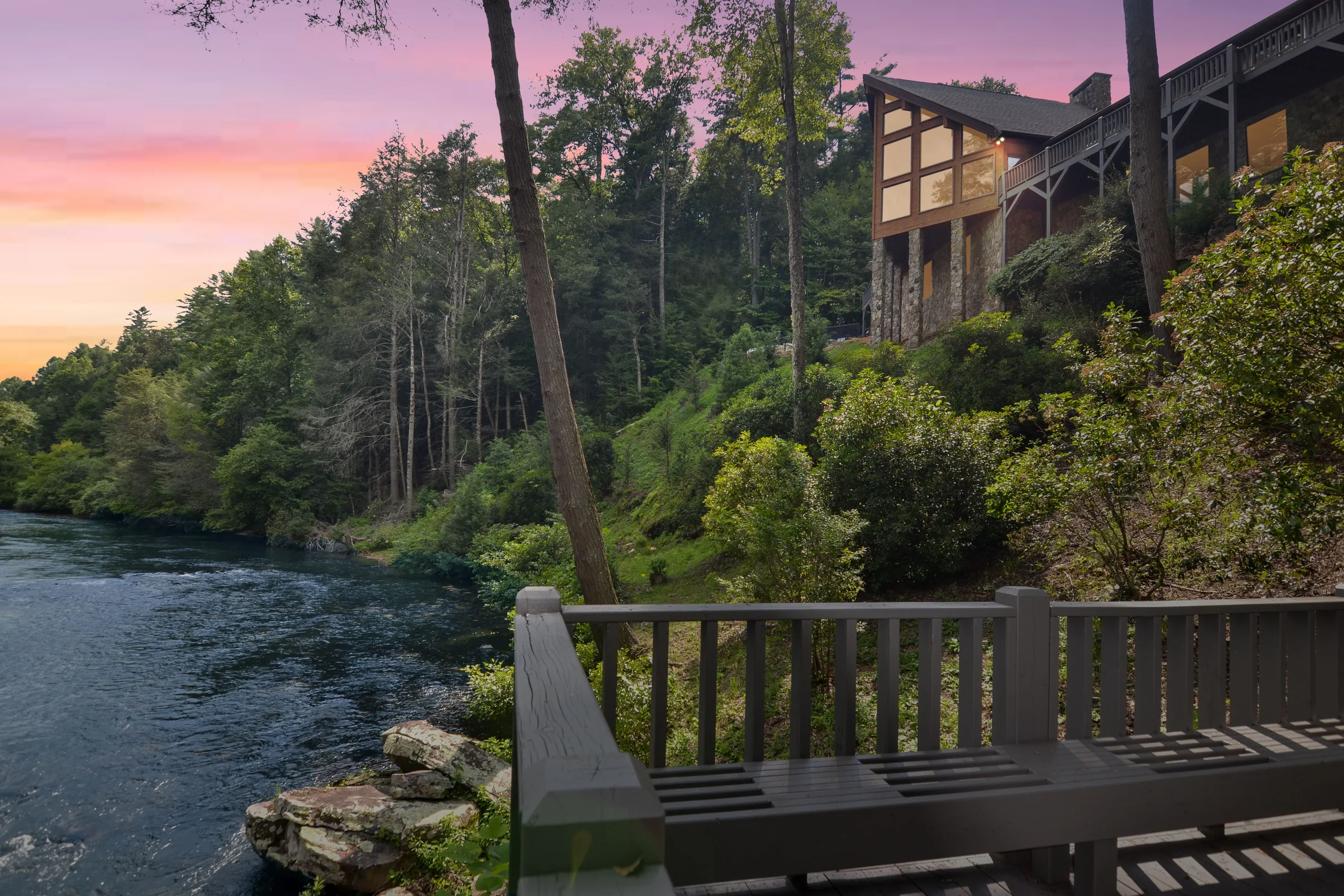 Toccoa Riverside Retreat #119