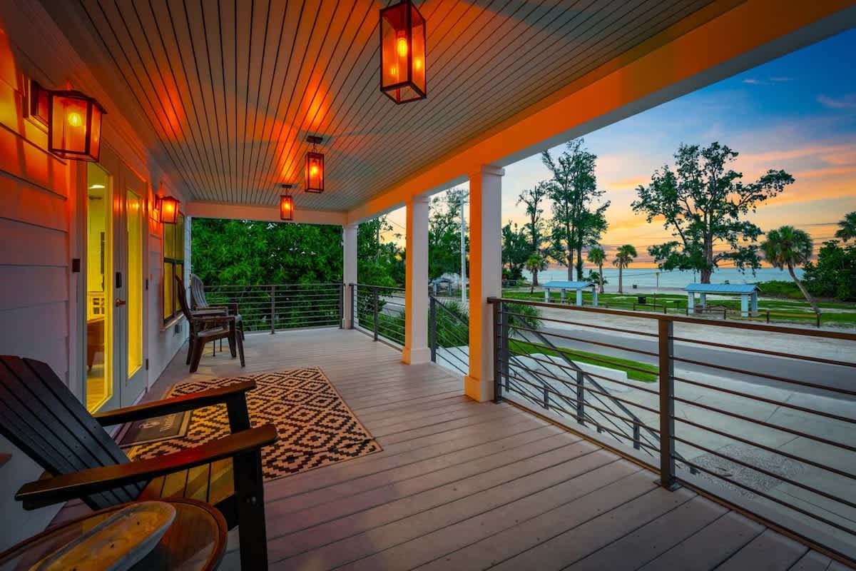 Waves | Heated Pool | Steps to Beach | Golf Cart #18