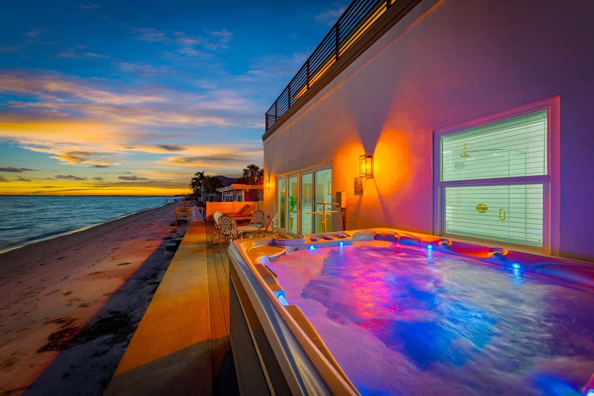 Tripletail | Beachfront | Pool | Hot Tub #13