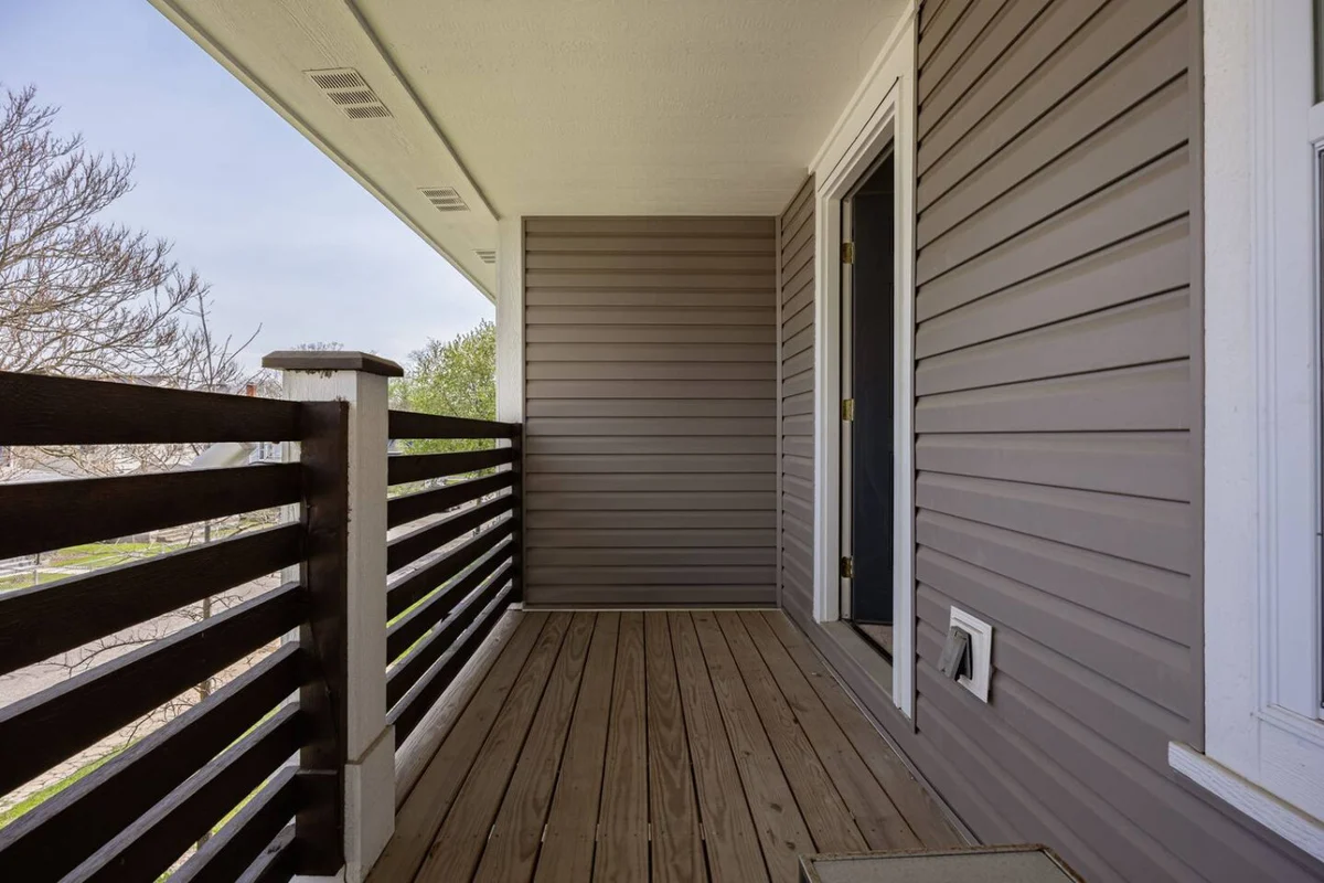 Modern Home Near Broad Ripple + Game Room #74