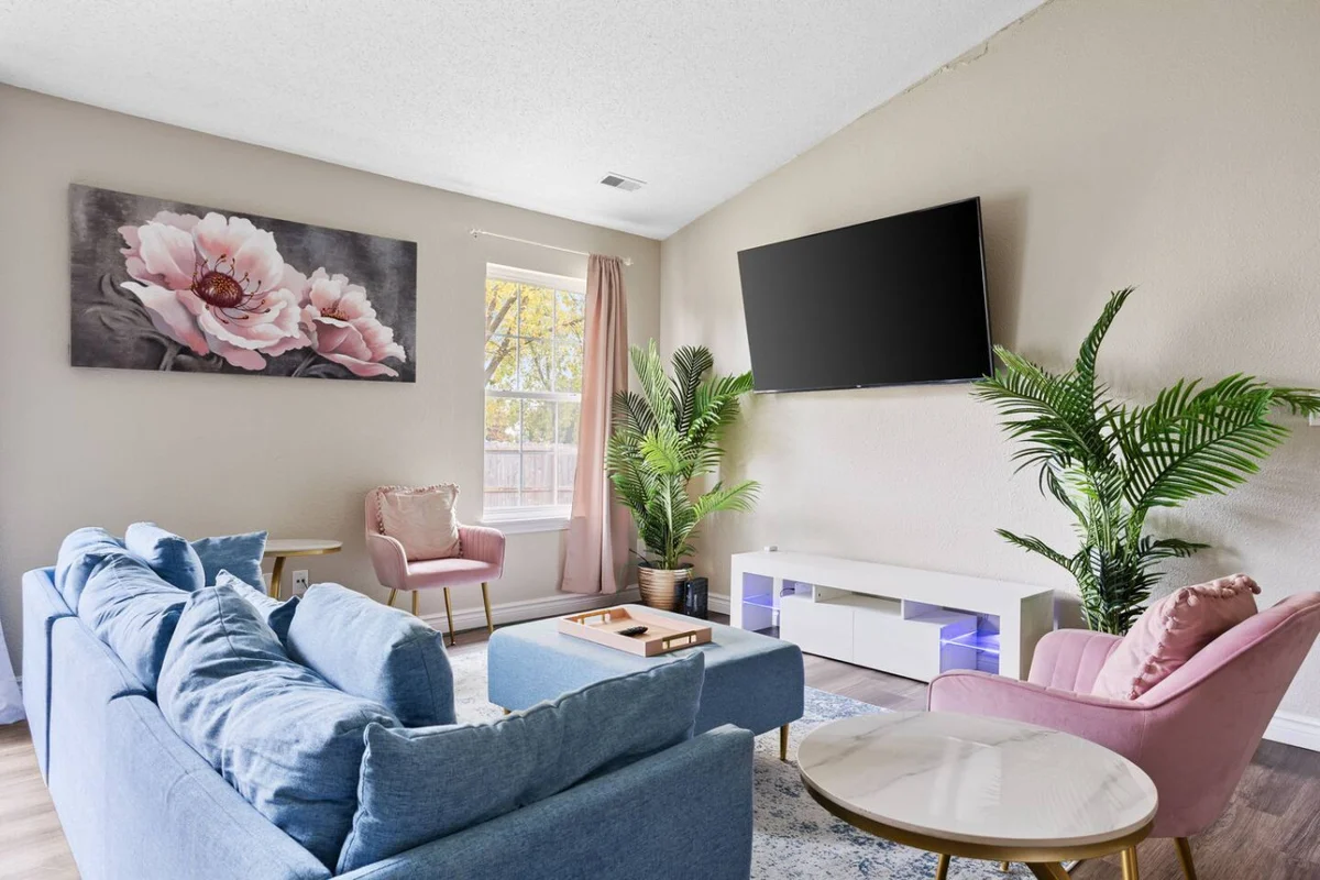 Peaceful Suburban Retreat – Spacious & Serene #21