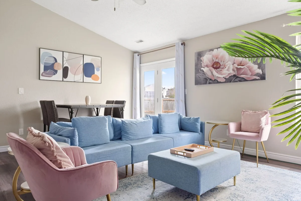 Peaceful Suburban Retreat – Spacious & Serene #26