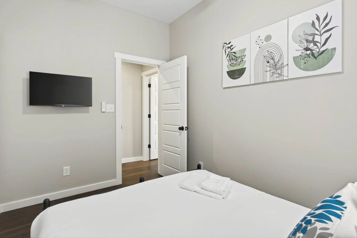 Home in Indianapolis property photo 5