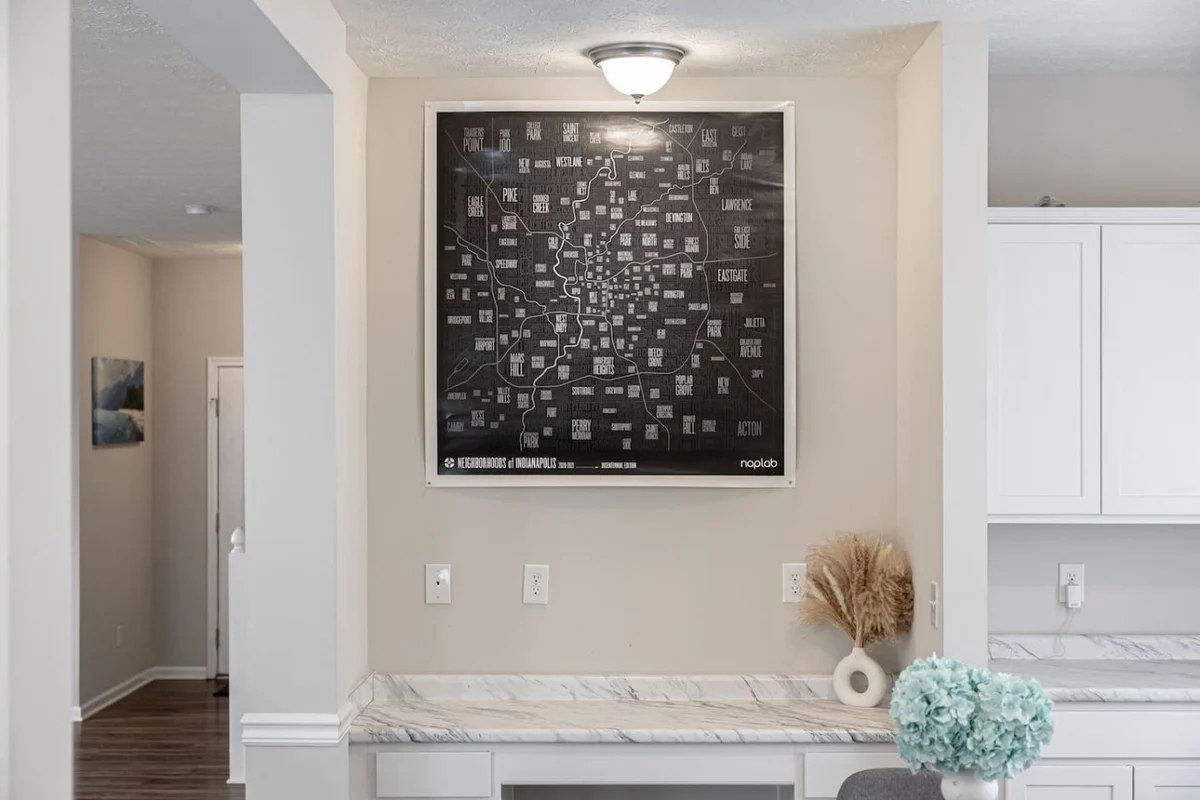 Modern Home Near Broad Ripple + Game Room #129