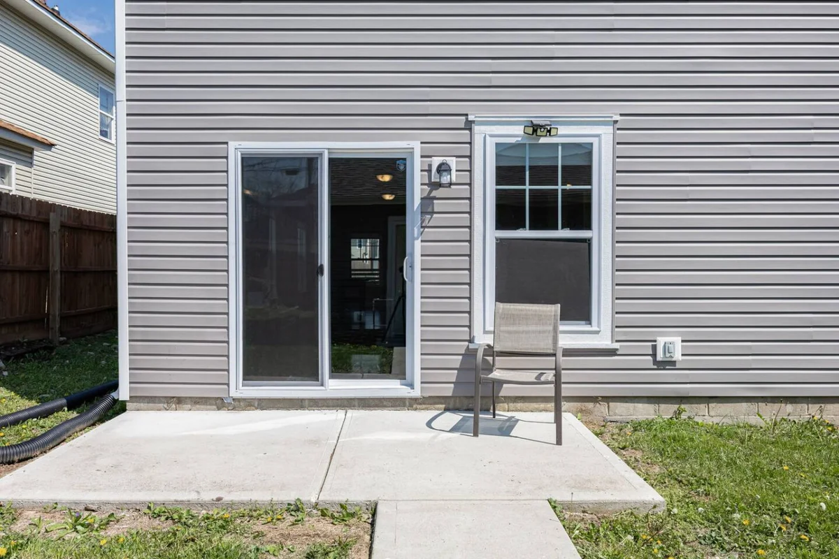 Modern Home Near Broad Ripple + Game Room #162