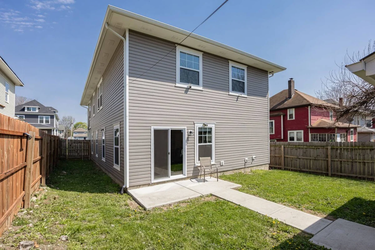 Modern Home Near Broad Ripple + Game Room #160