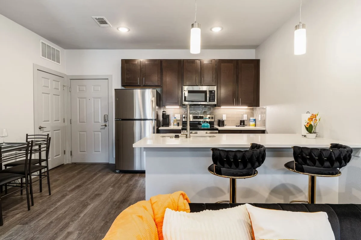 Home in Grand Prairie property photo 5