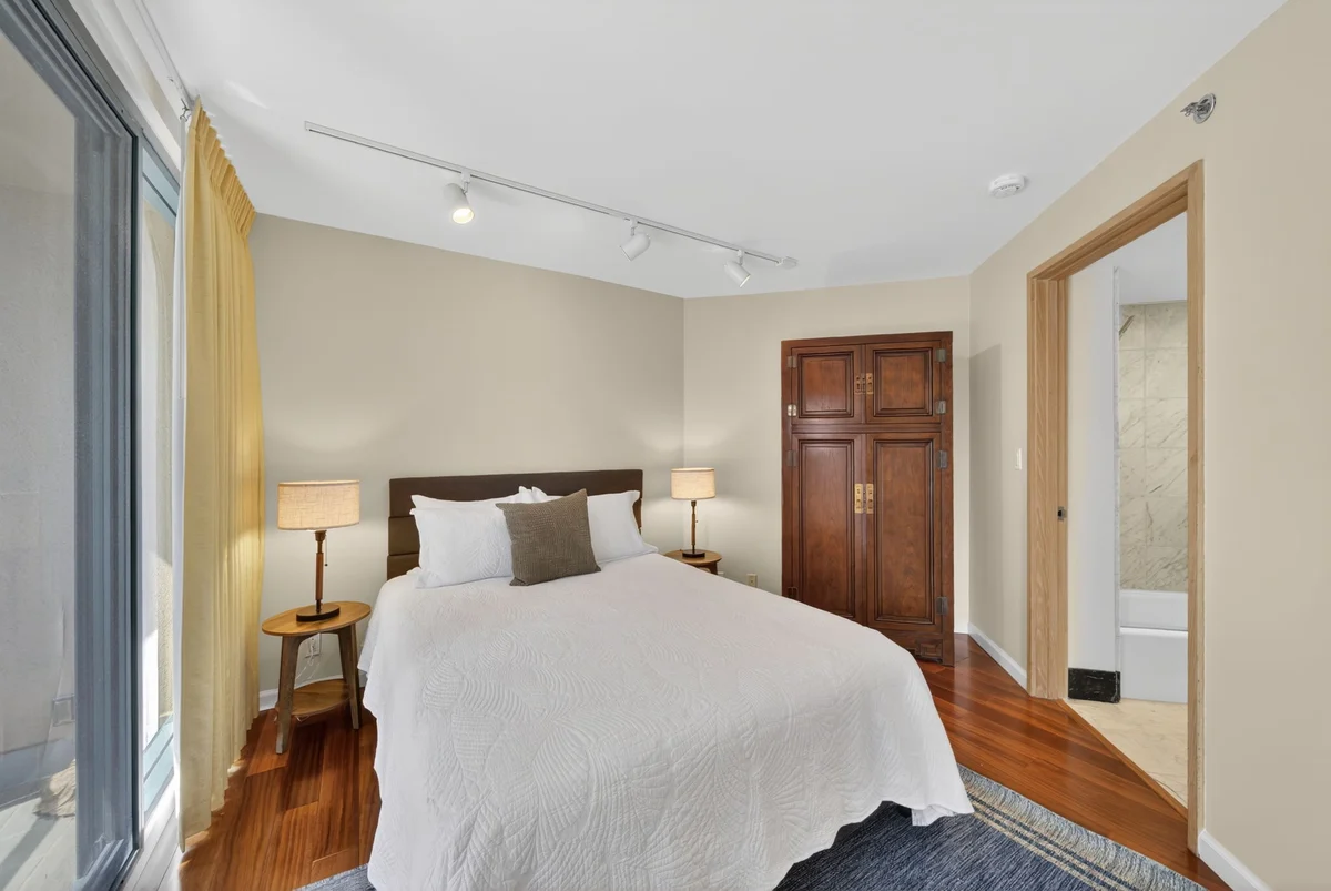 Guest Bedroom 2 image 1