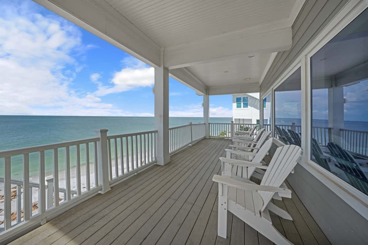 Serendipity - Beach Front 4/3 #152