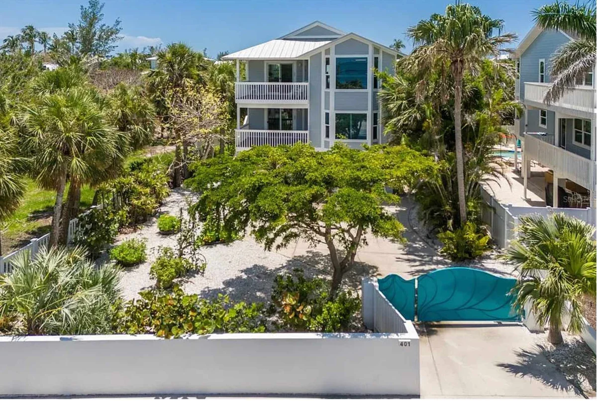 Sandcastle • Beach Steps • Heated Pool • Golf Cart & Island Gear #5