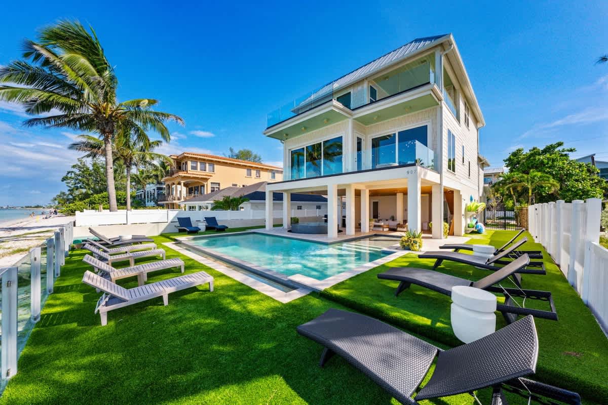 Cloud 9 - BeachFront Splendor #211