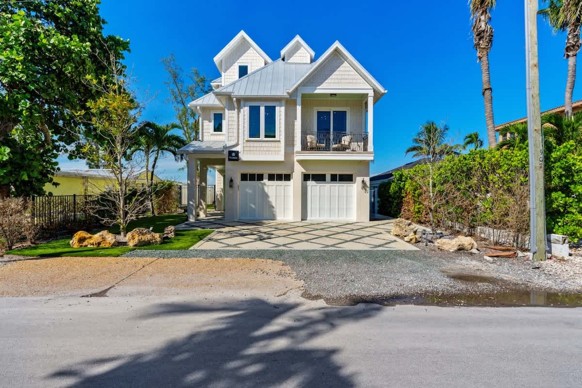 Cloud 9 - BeachFront Splendor #180