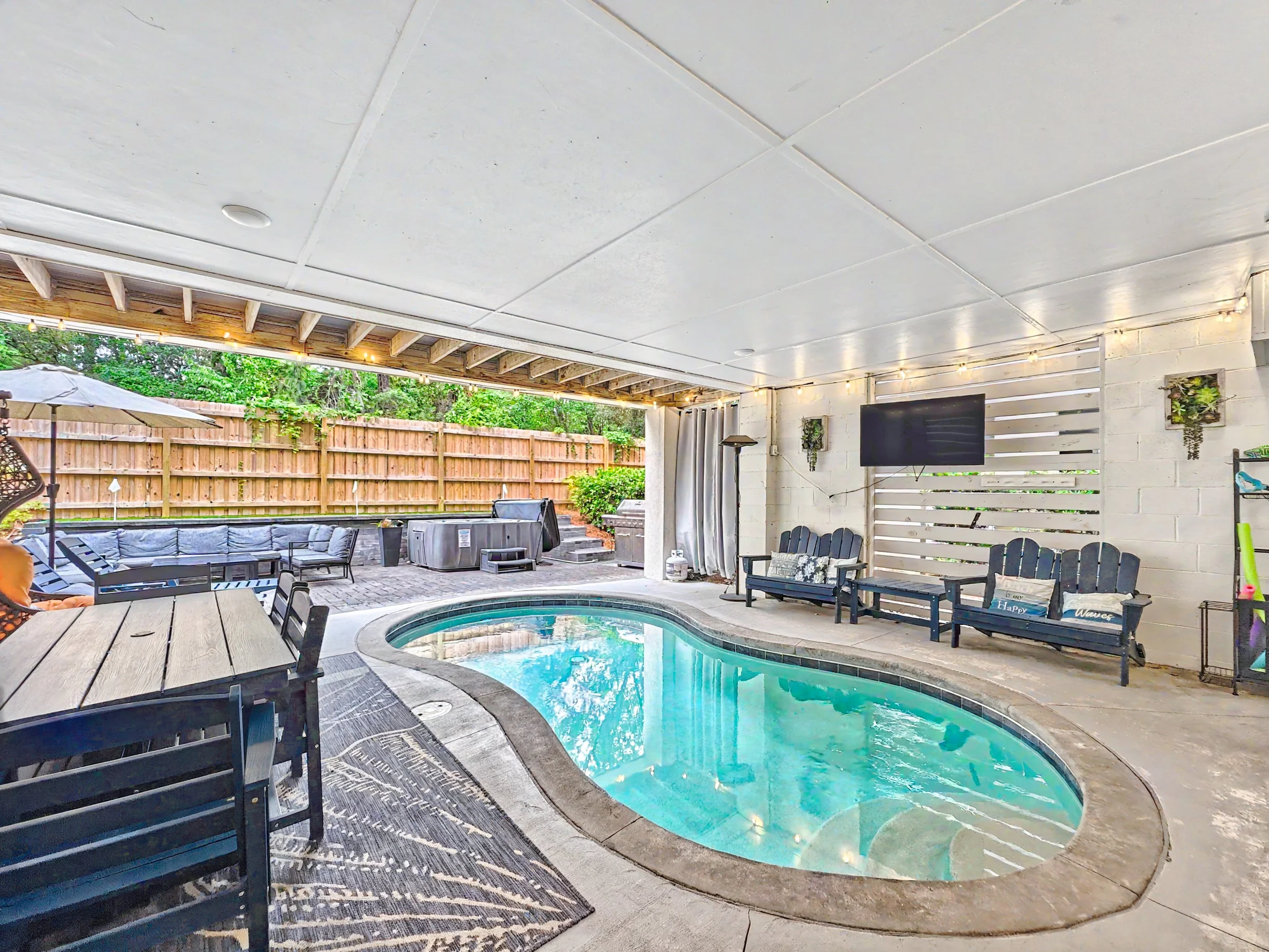 121 Sandcastle Court #83