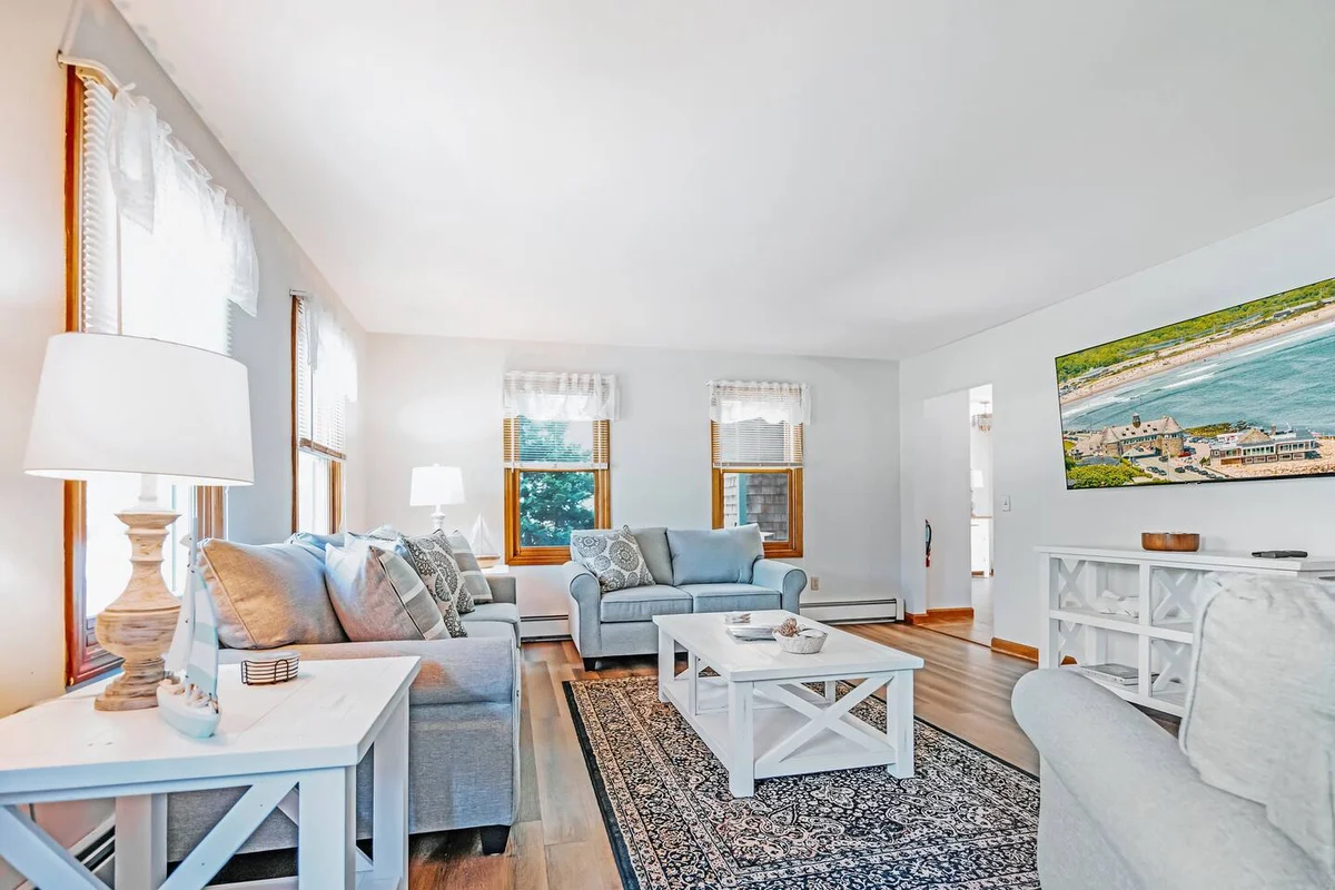Townhome in Narragansett property photo 4