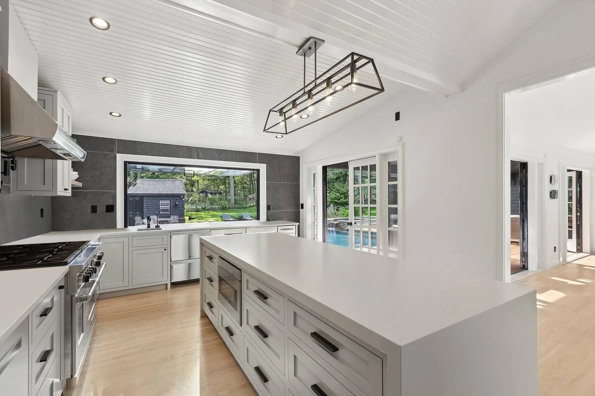 Merchant Manor - Pool, Tennis Court, Game Room #28