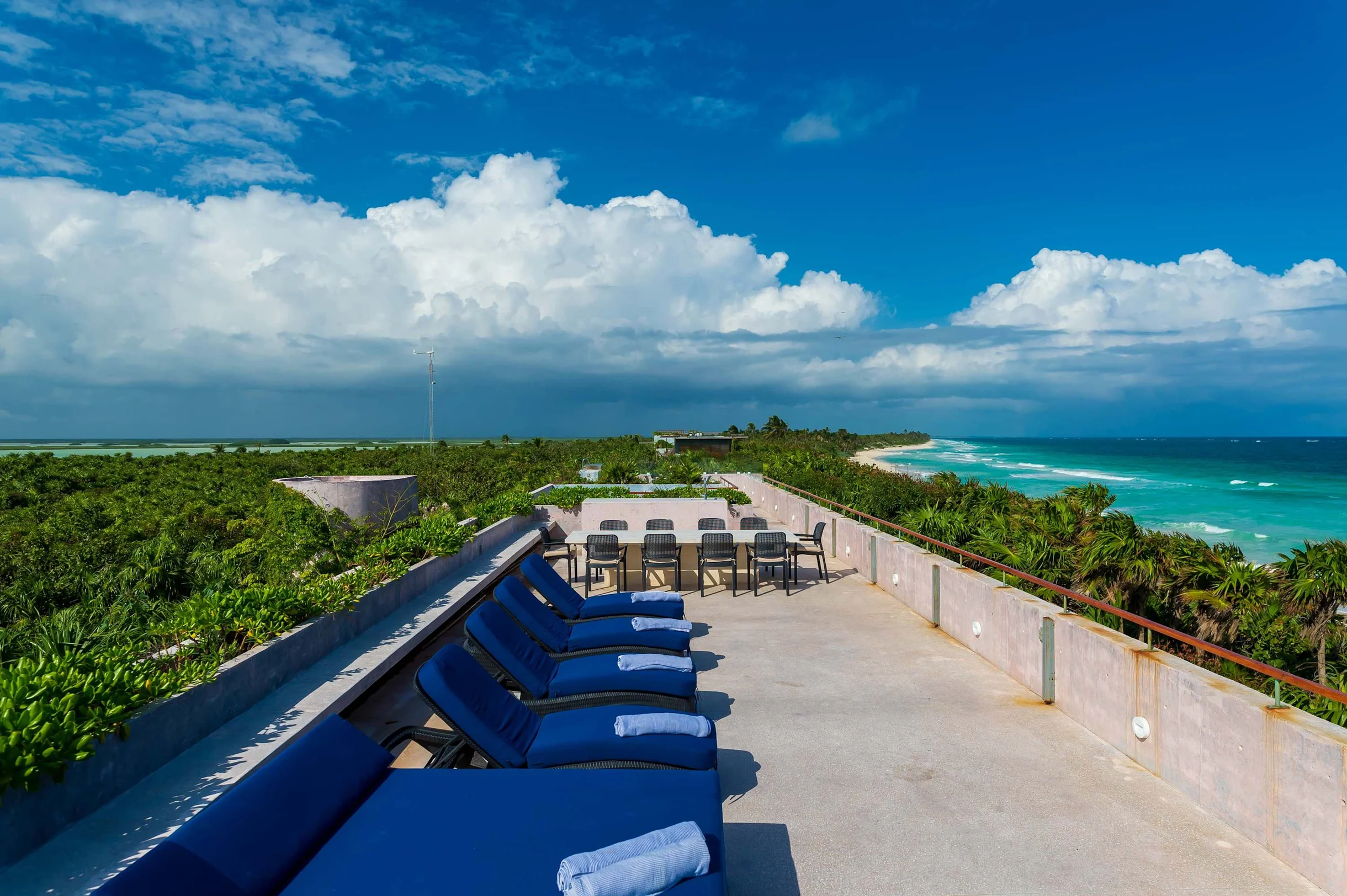 Wander Tulum Panorama #120
