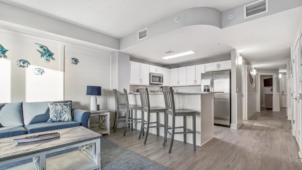 Condo in Panama City Beach property photo 4