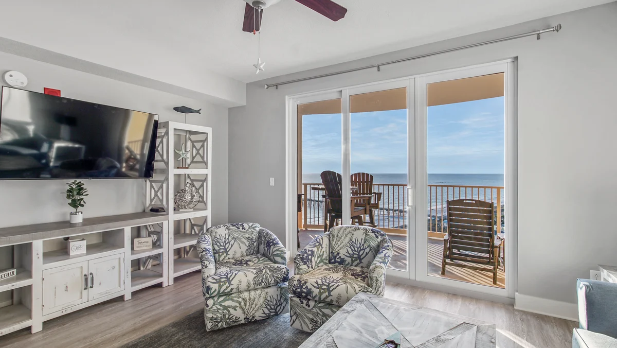 Condo in Panama City Beach property photo 2