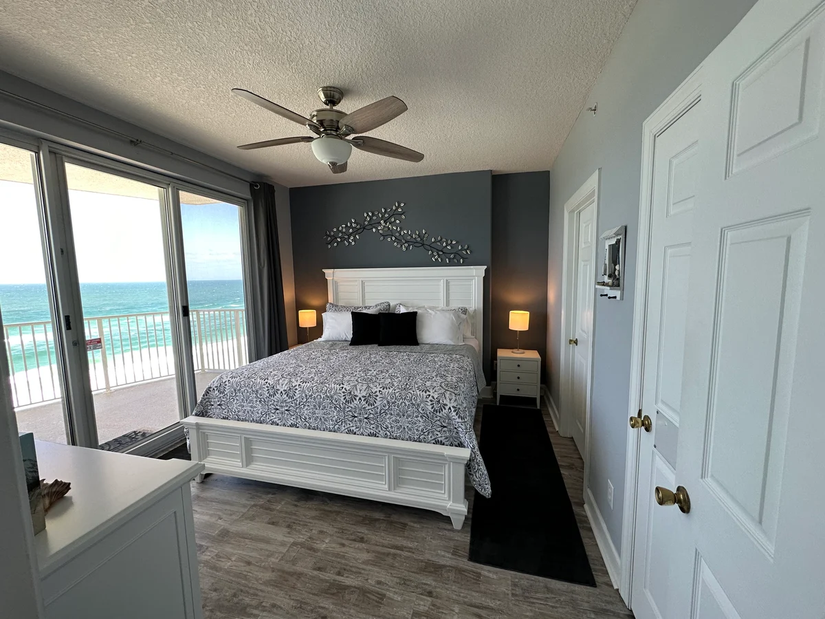 Bedroom 1 image 1