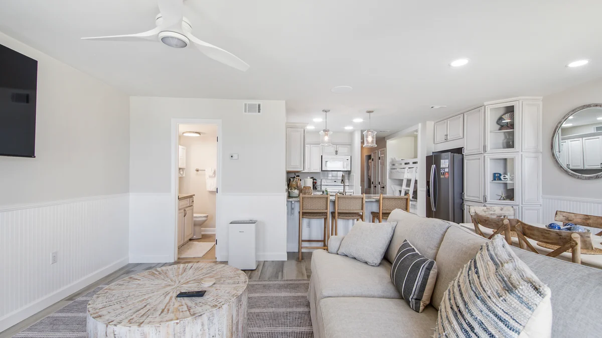 Condo in Panama City Beach property photo 4