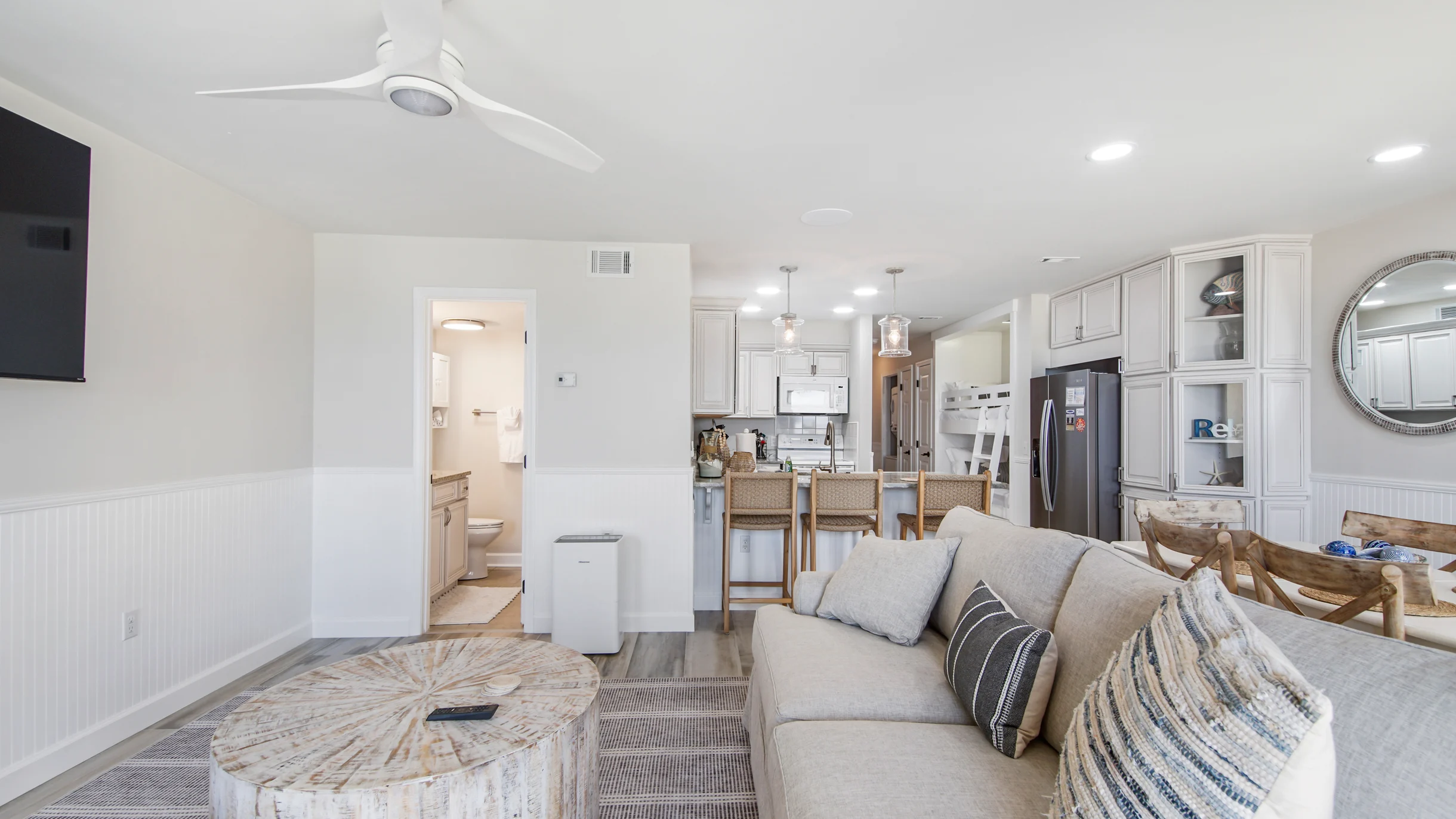 Condo in Panama City Beach property photo 4