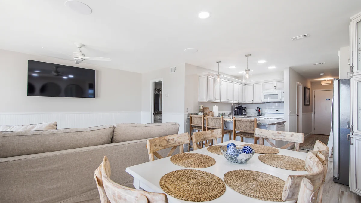 Condo in Panama City Beach property photo 5