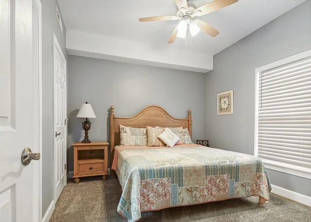 Bedroom 1 image 1