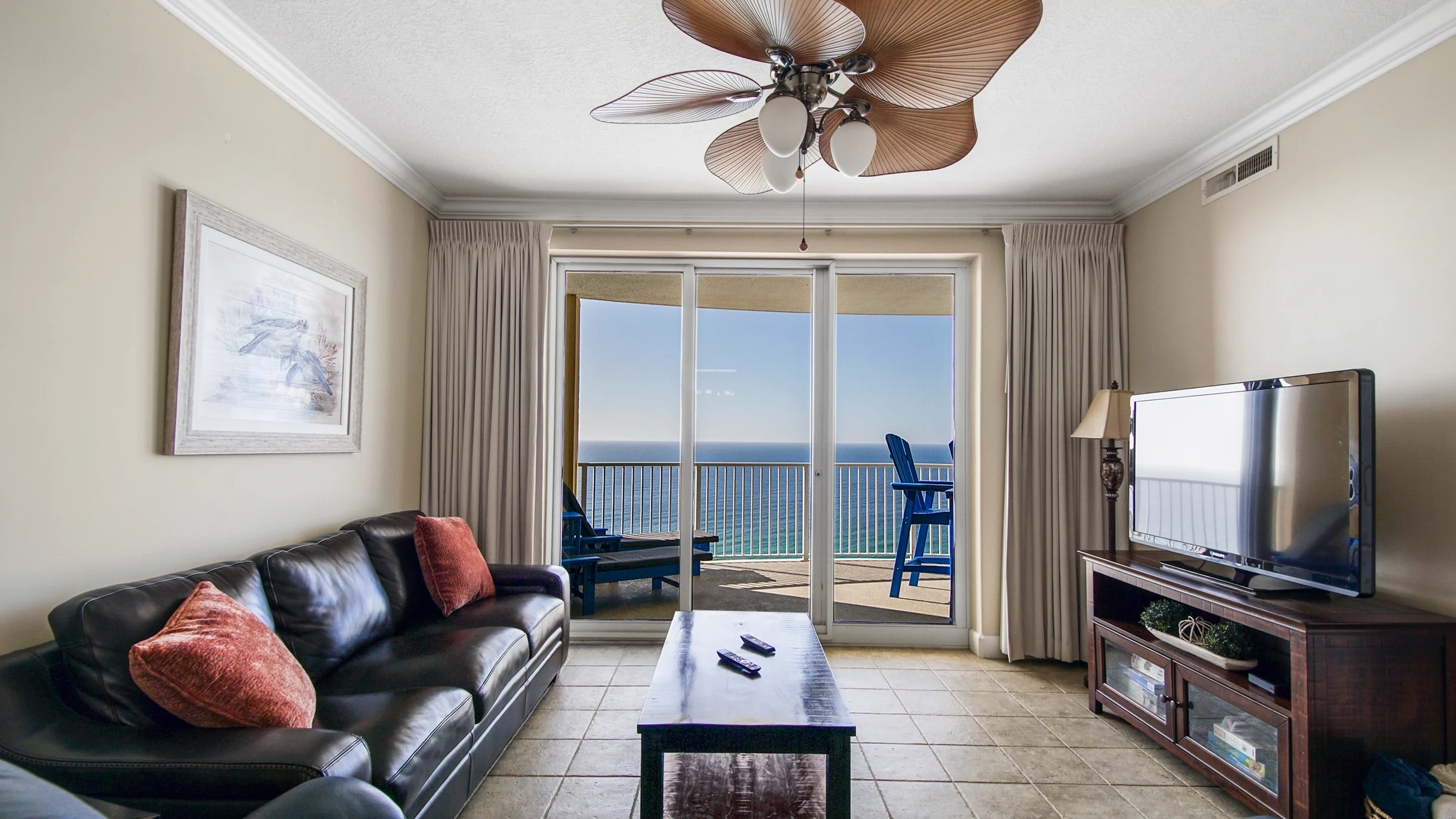 Condo in Panama City Beach property photo 2