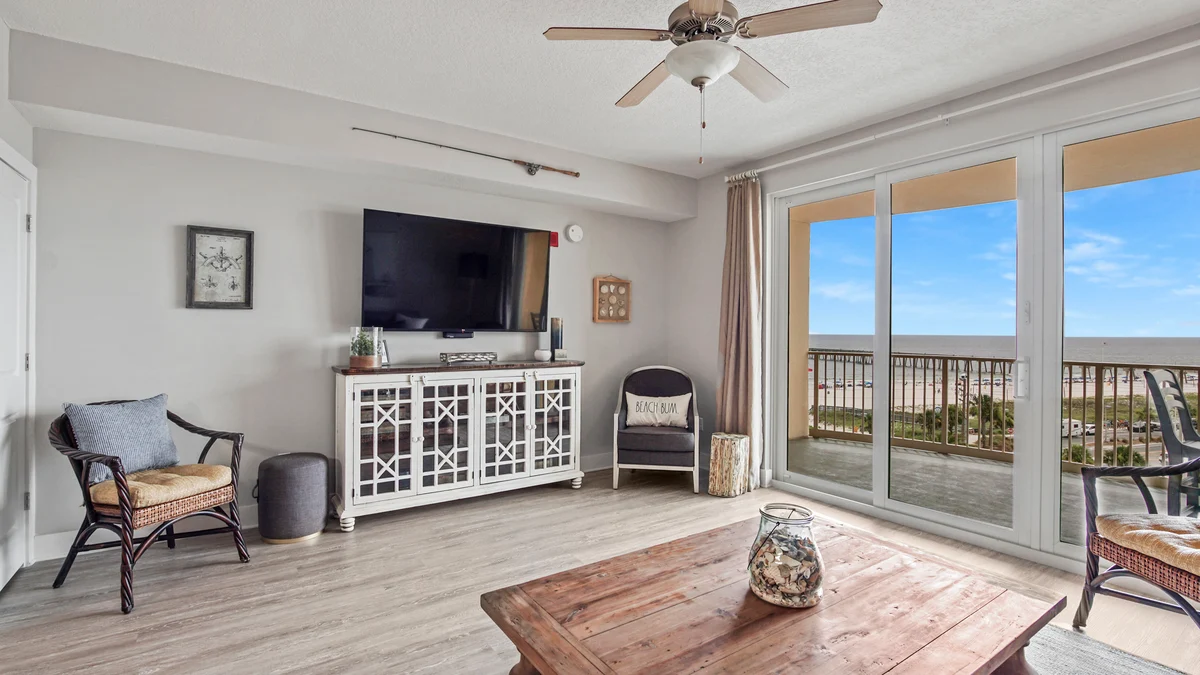 Condo in Panama City Beach property photo 3